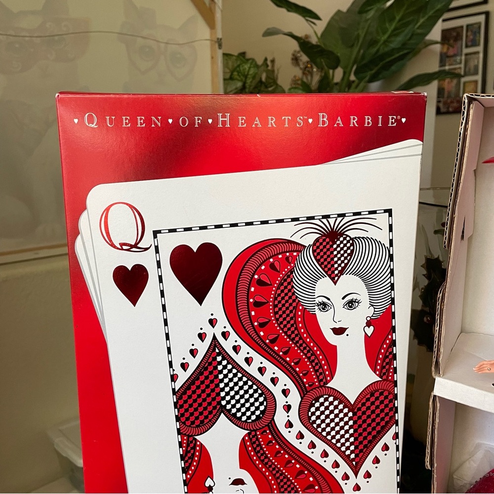 Vintage Bob Mackie Queen of Hearts Barbie Doll - Picture 2 of 9